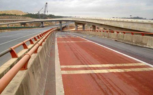 西和轻载防滑路面粘结材料